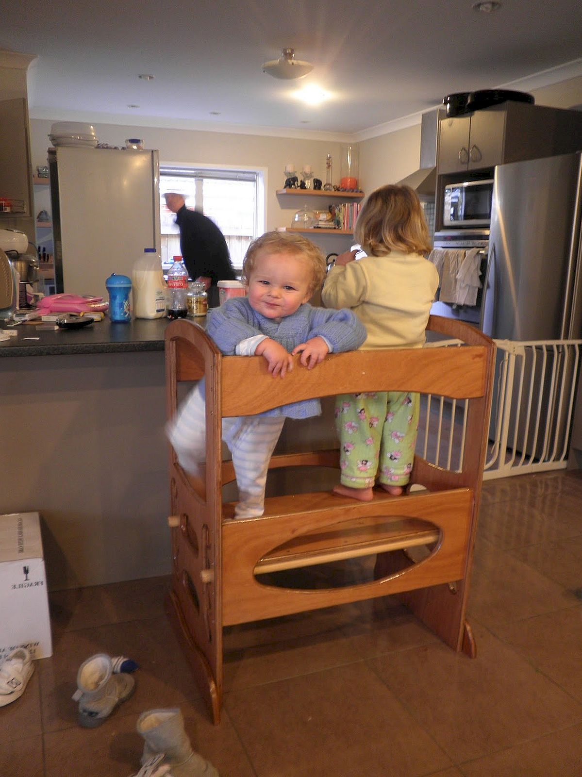 KITCHEN CHAIRS, STOOLS, BENCH Archives