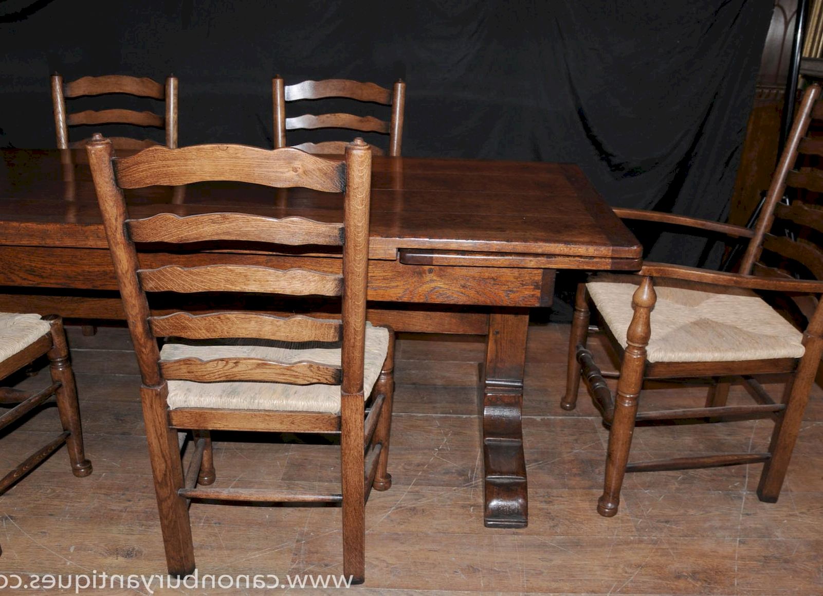 Farmhouse Kitchen Table And Chairs photo - 2