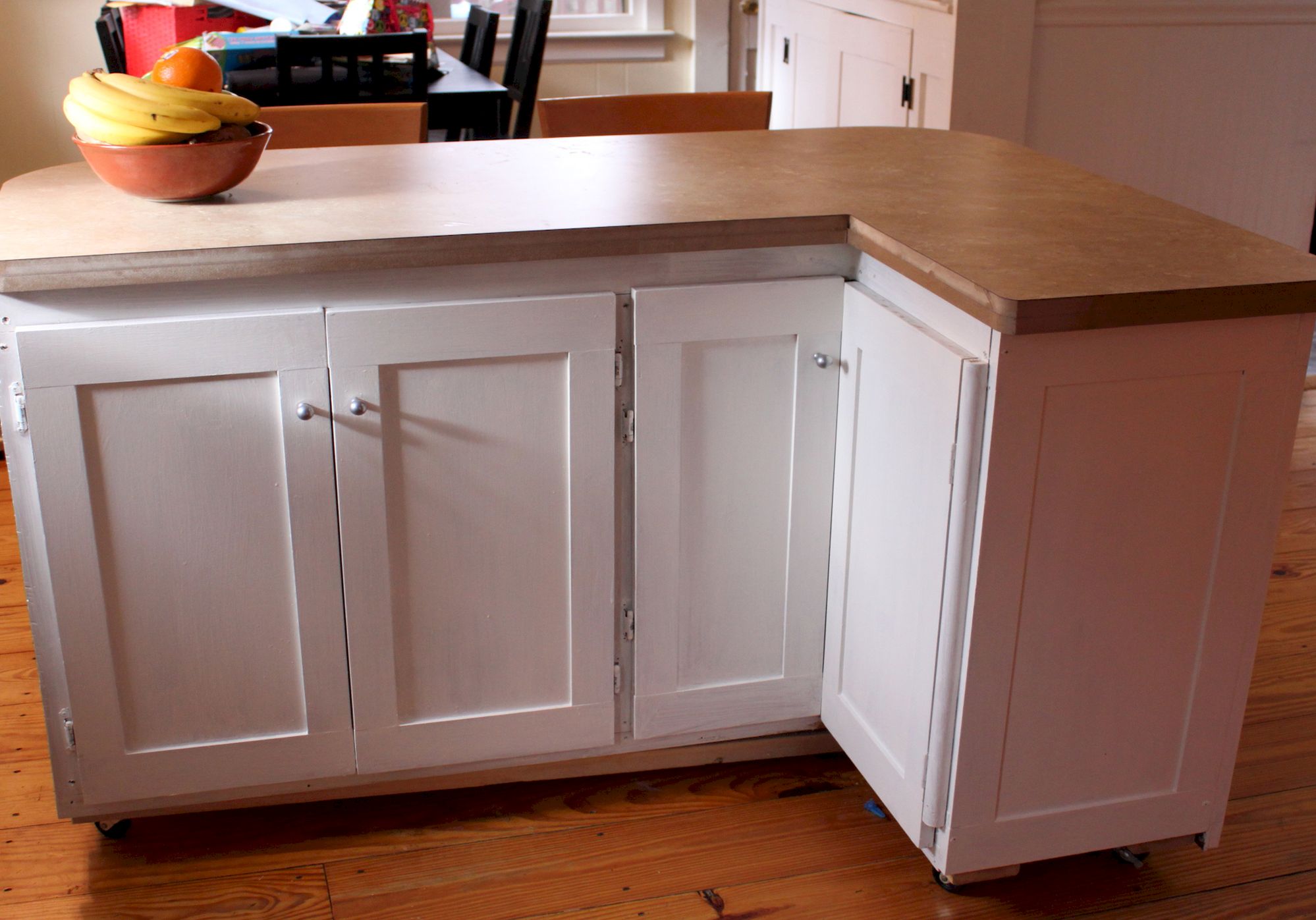 Movable Kitchen Islands With Seating photo - 5