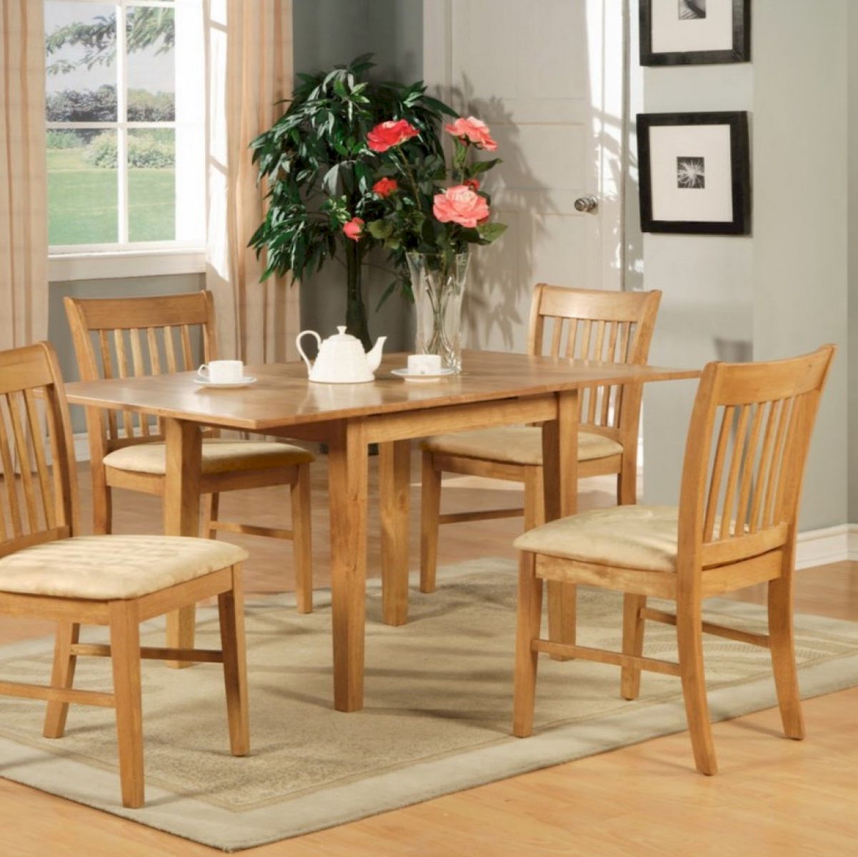 Small Kitchen Table Sets photo - 4