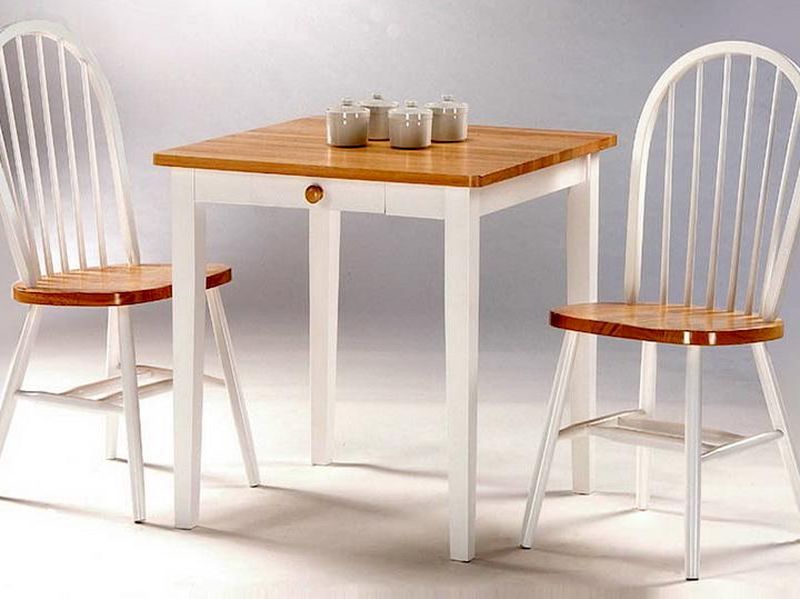 Small Kitchen Table With 2 Chairs photo - 1
